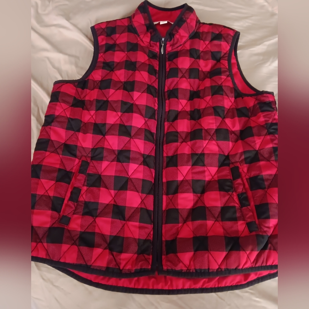 COLDWATER CREEK Red/Black Buffalo Plaid Women's Vest L